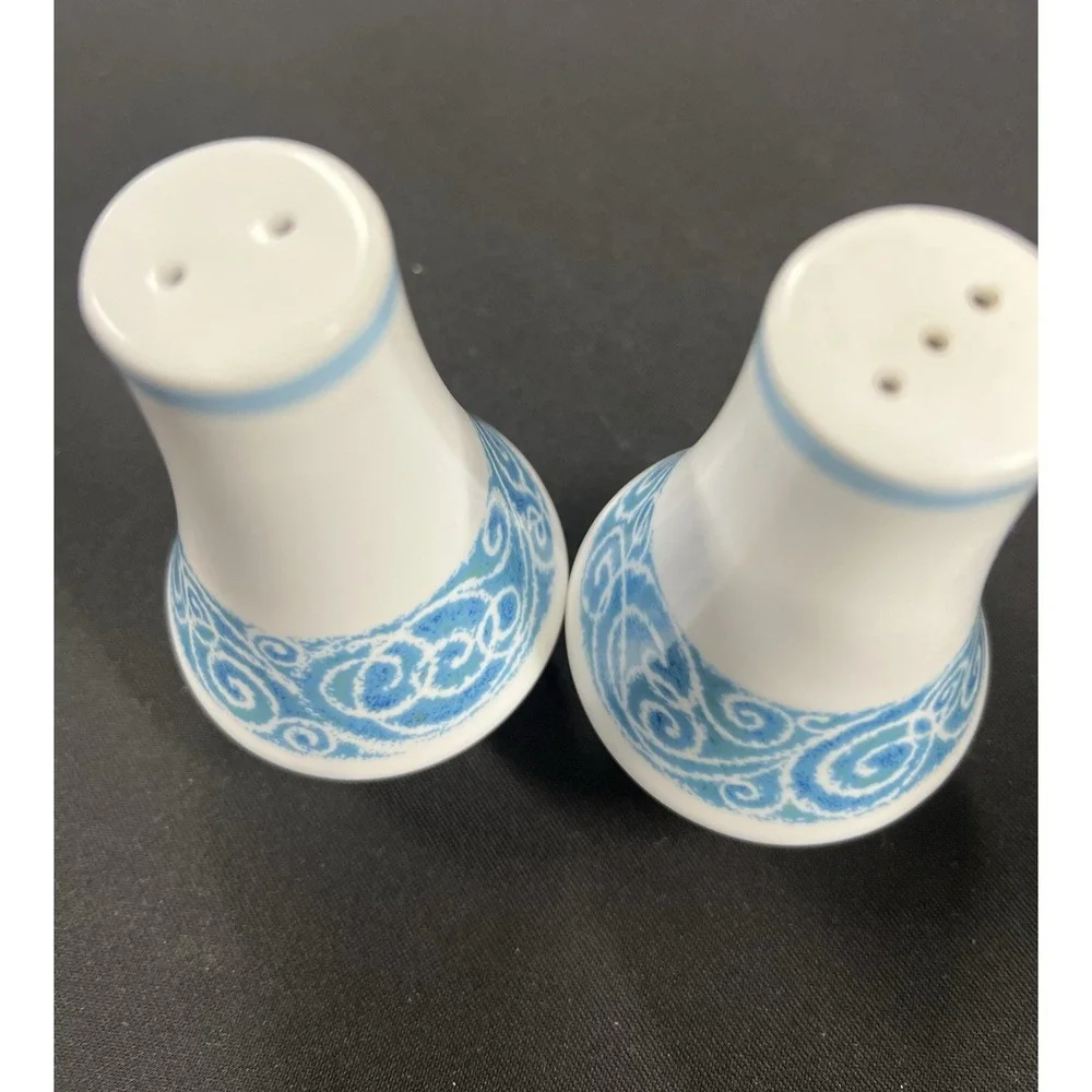 Noritake China Japan #9025 Progression MILBURN‎ Salt Pepper Shakers